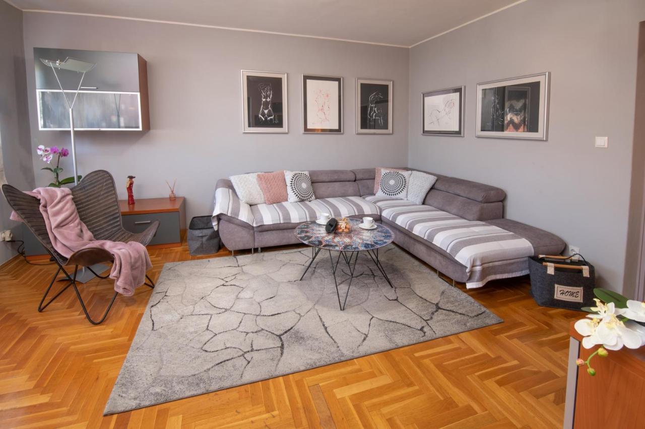 Apartman Point PUY 외부 사진