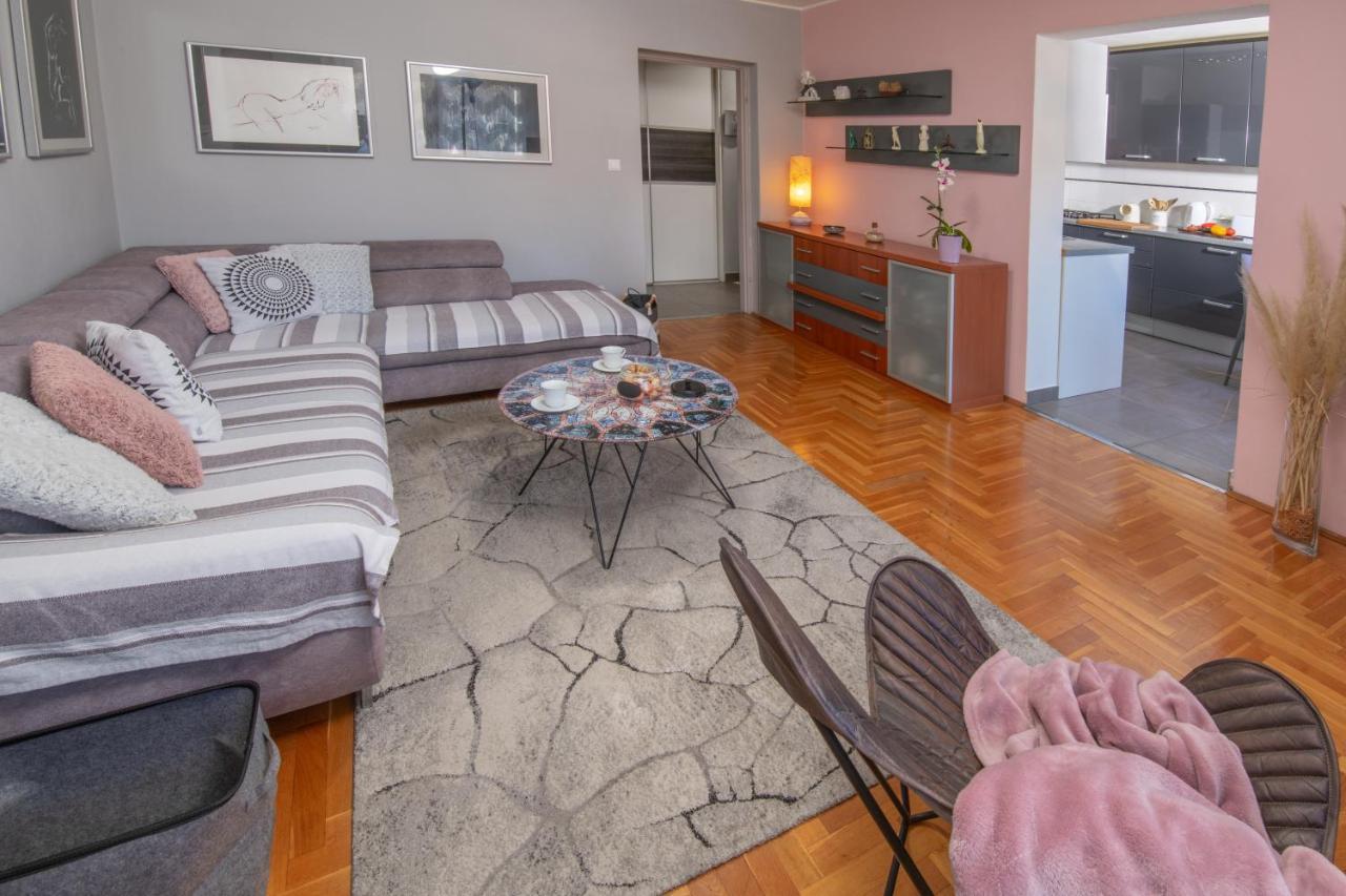 Apartman Point PUY 외부 사진
