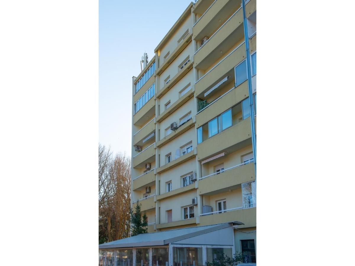 Apartman Point PUY 외부 사진